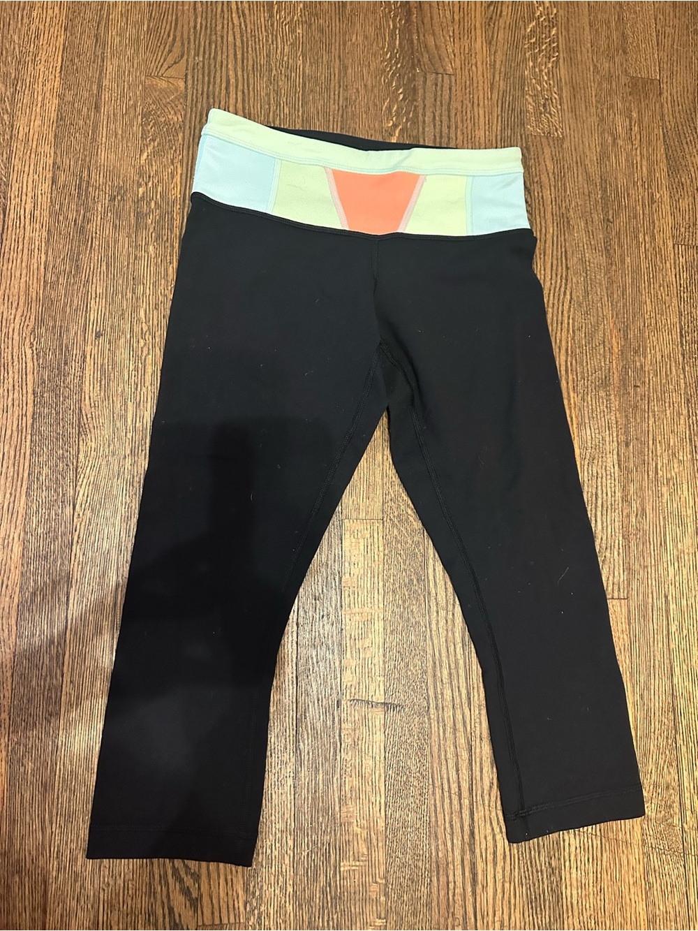 Lululemon reversible Y2K color crop block leggings